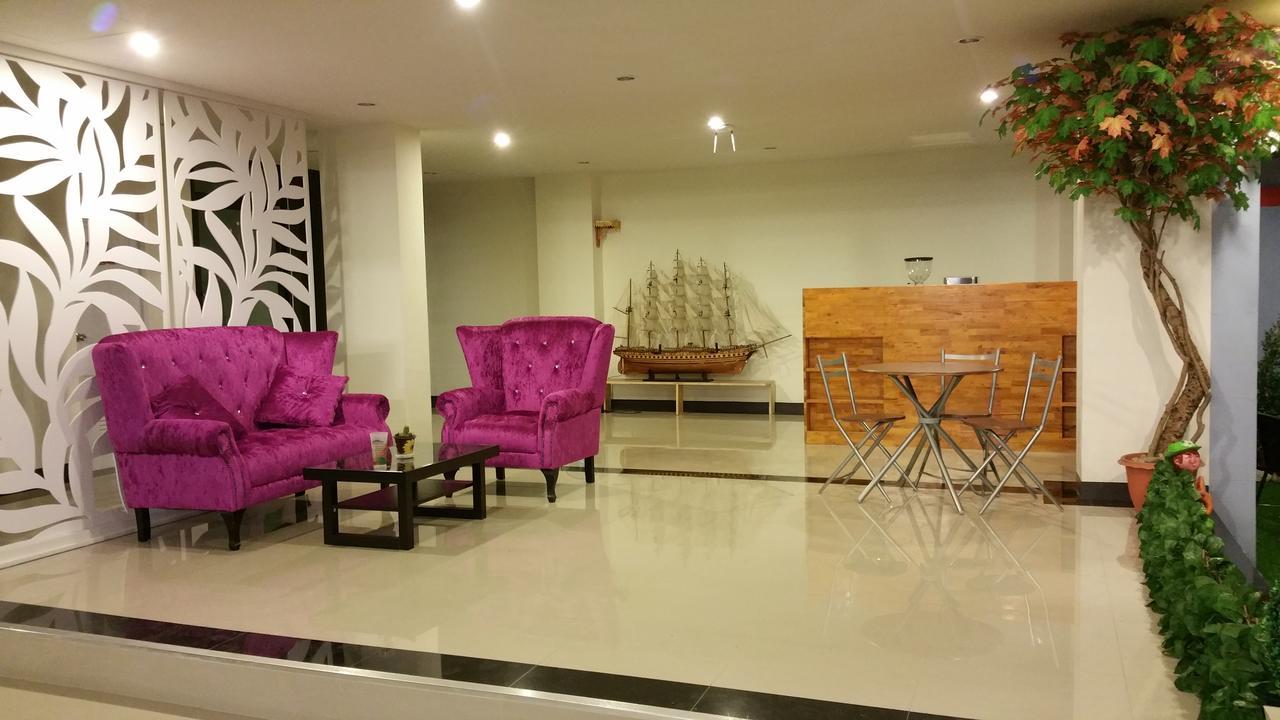 Bb Grand Residence Pattaya Exteriör bild